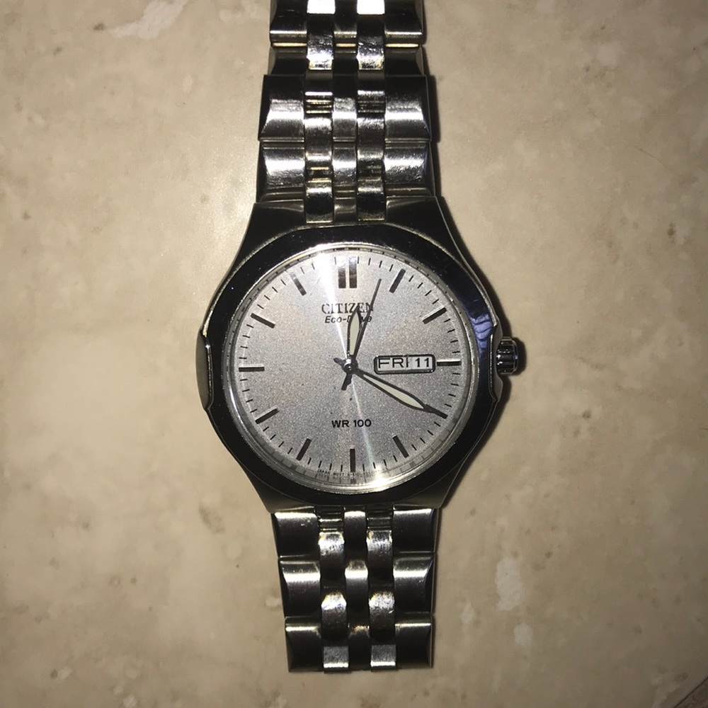 ✨Silver Citizen Eco-drive Watch✨